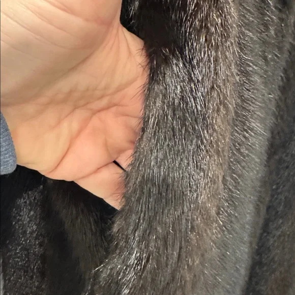 Saga Full Length Black Mink Coat with 2 mink Caps in black and white. - Picture 14 of 15